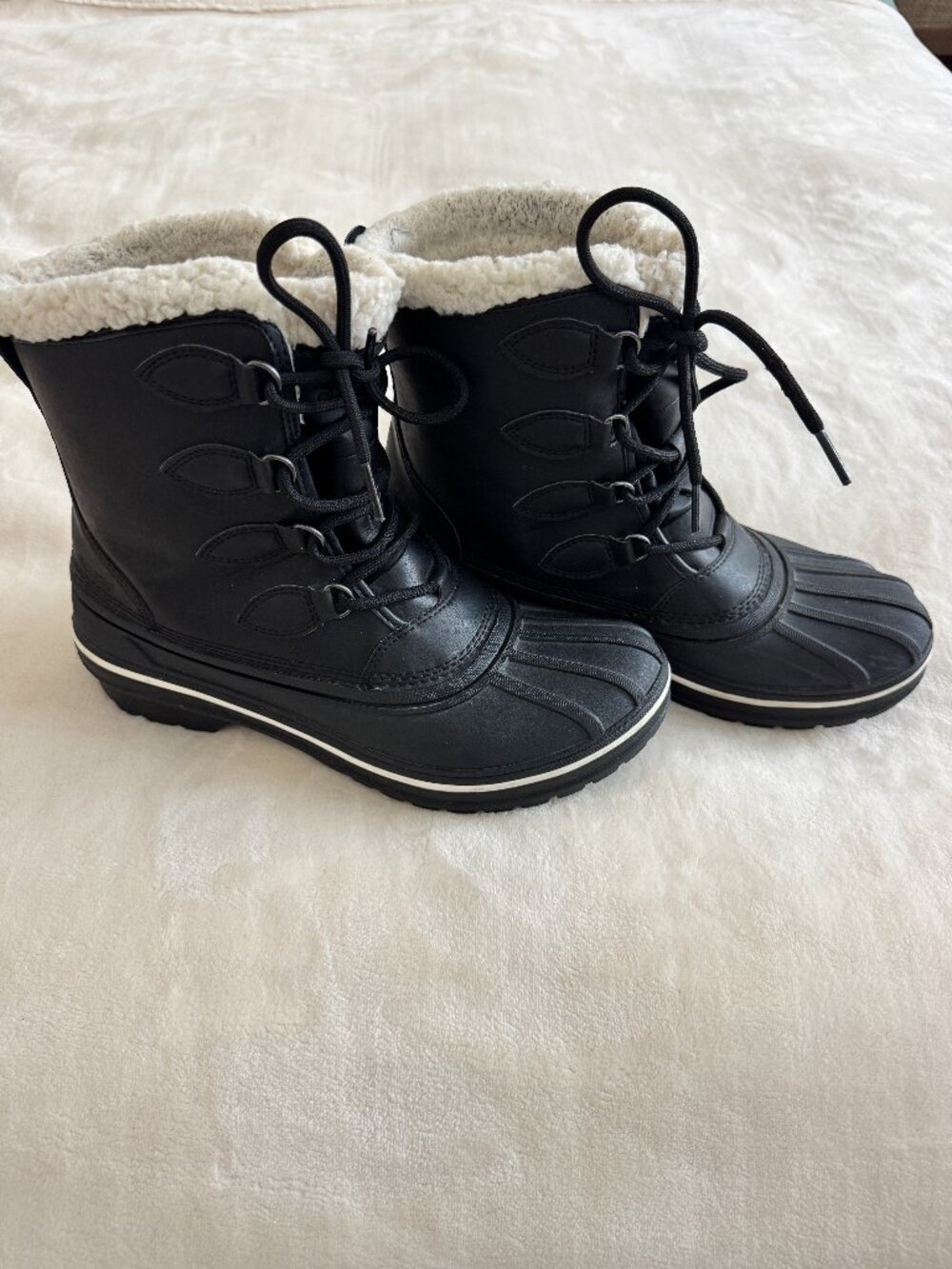 Crocs AllCast II Luxe Women 10 Black Faux Fur Lined Waterproof Duck Winter Boots